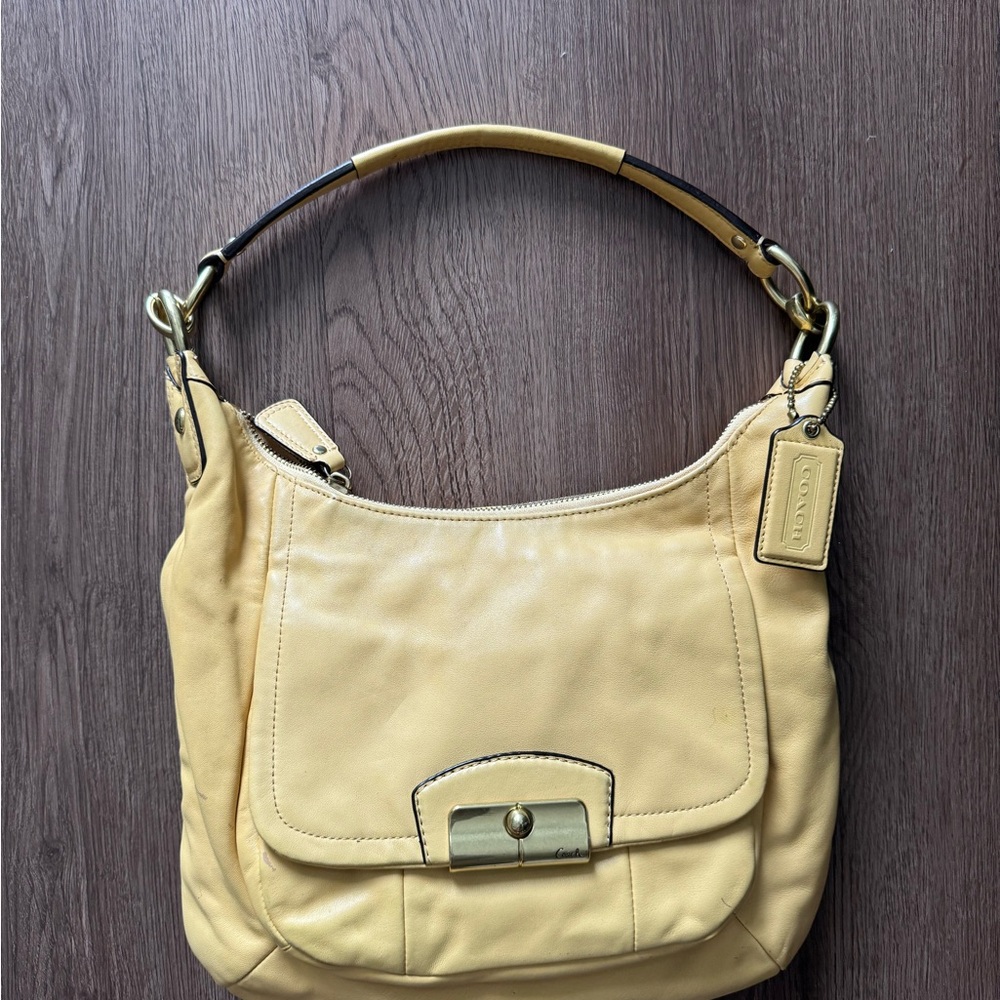 Coach Mustard Leather Shoulder Bag